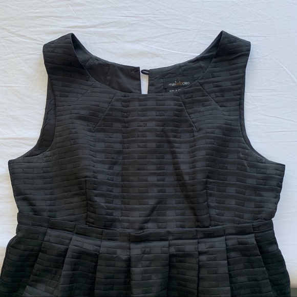 BCBG Max & Cleo Black cocktail dress - Picture 3 of 6